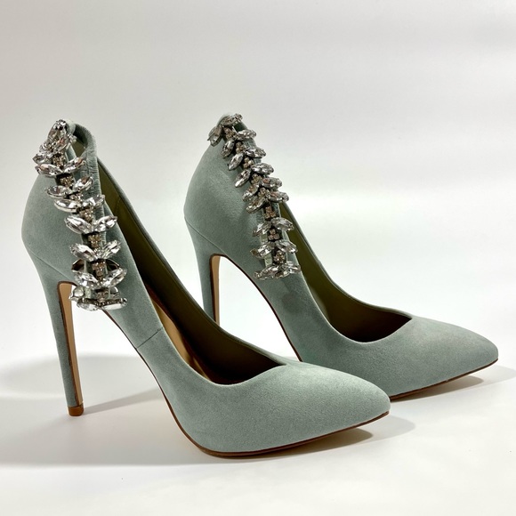 Shoe Dazzle Shoes - Shoedazzle light blue heels size 7.5 w/beautiful rhinestone strap NWOT